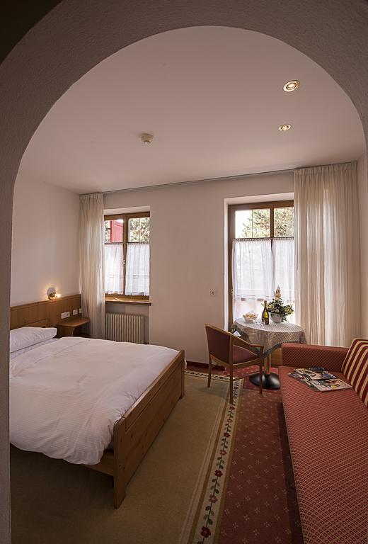 Hotel Waldheim Belvedere 브레싸노네 외부 사진